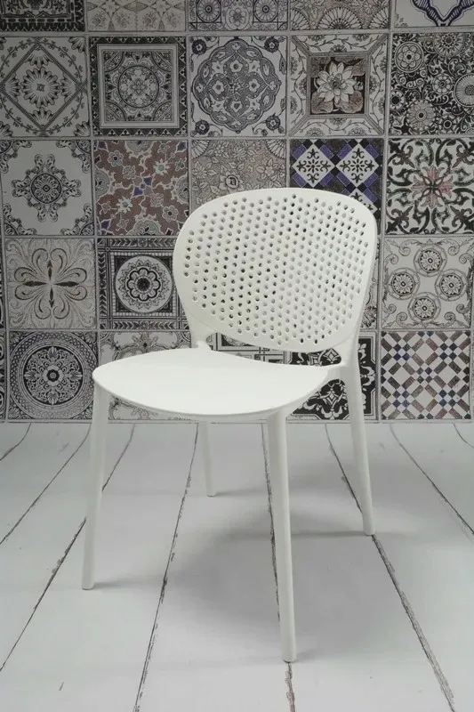 krzeslo-dankor-design-beler-bialy