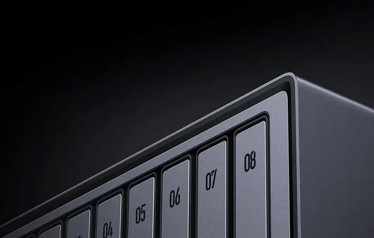 serwer-plikow-ugreen-nasync-dxp8800-plus-8gb-ram-maksymalna-pojemnosc-dyskow-208-tb