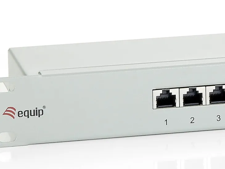 equip-326324-panel-krosowniczy-1u