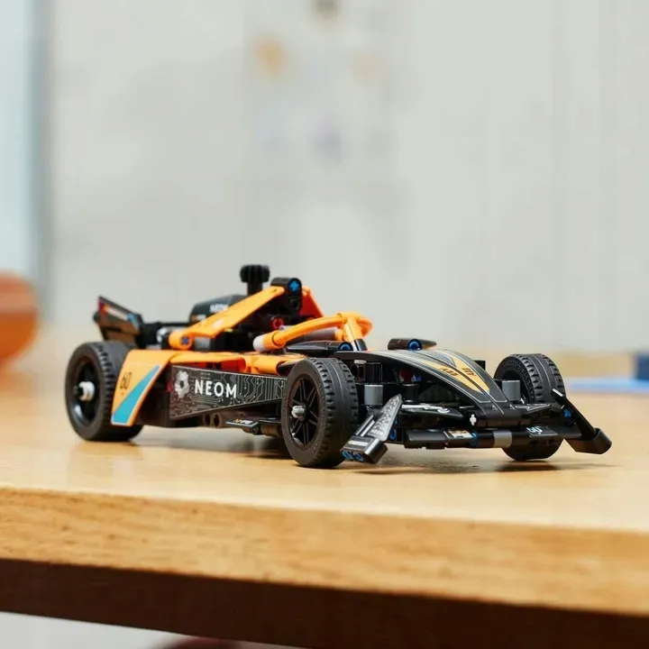 42169-lego-technic-neom-mclaren-formula-e-race-car-stan-nowy