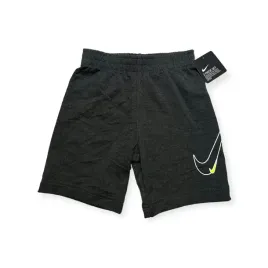 sportowe-krotkie-spodenki-chlopiece-nike-3-4-latka