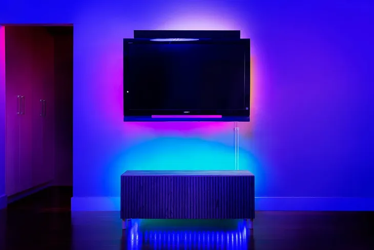 razer-aether-inteligentne-swiatlo-paska-wi-fi