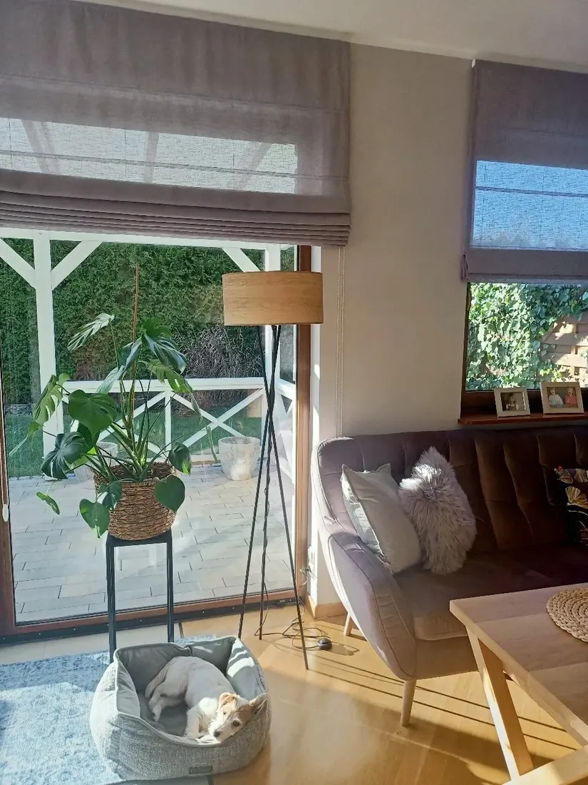 lampa-stojaca-podlogowa-biala-abazur-led-e27-do-salonu