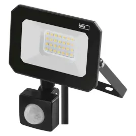 naswietlacz-led-z-czujnikiem-ruchu-lampa-nad-garaz-neutralna-emos-czarny