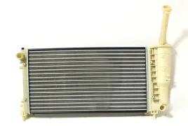 chlodnica-wody-fiat-idea-04-1-4-i-16v-loro