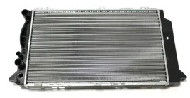 chlodnica-wody-audi-80-audi-coupe-8a0121251