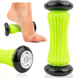 masazer-roller-na-ostroge-pietowa-zapalenie-powiezi-rolka-do-rehabilitacji