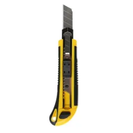 noz-do-tapet-lamany-3-ostrza-18mm-kraftanddele