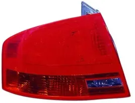 lampa-tylna-prawa-audi-a4-b7-nowa