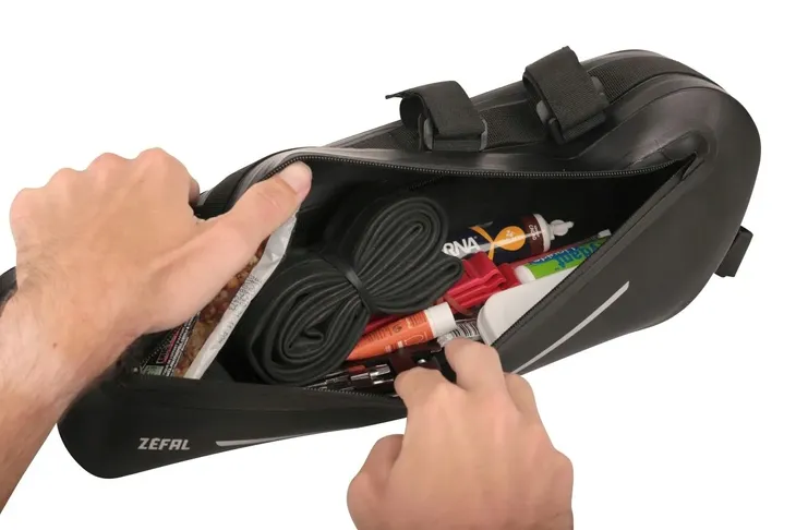 torba-na-rame-zefal-z-adventure-c4-pojemnosc-4-2-l