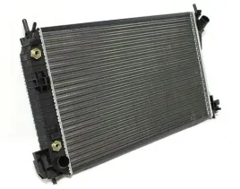 chlodnica-wody-croma-mondeo-signum-vectra-c-2-0-
