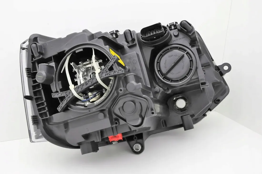 vw-t5-transporter-10-reflektor-xenon-led-pr-stan-nowy