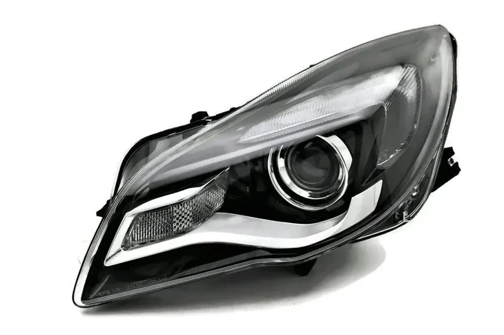 OPEL INSIGNIA A LIFT 2013-17 REFLEKTOR LEWY NOWY