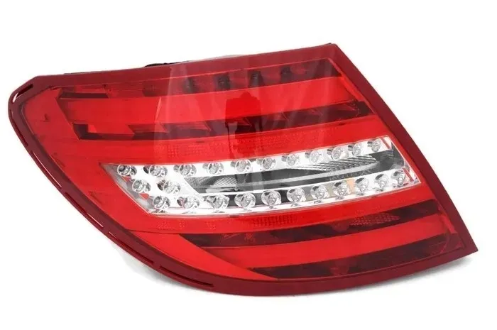 Mercedes C W204 Sdn 11-Lampa Tylna Led Lewa