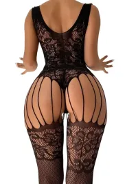 sexy-bielizna-seksowne-body-i-ponczochy-komplet