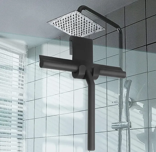 ag655b-sciagaczka-do-wody-czarna-zastosowanie-do-szyb-i-luster