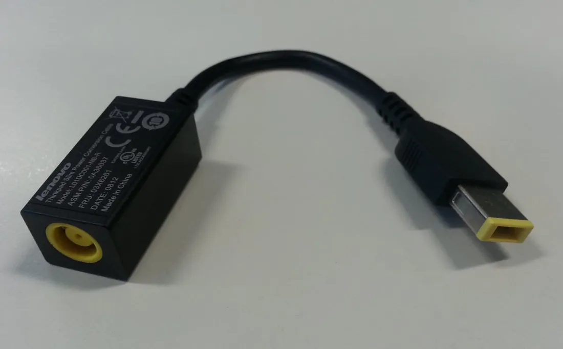 lenovo-thinkpad-slim-power-conversion-cable-czarny