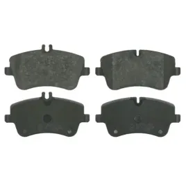 klocki-przod-mercedes-c-e-w210-w203-w202-clk-c209