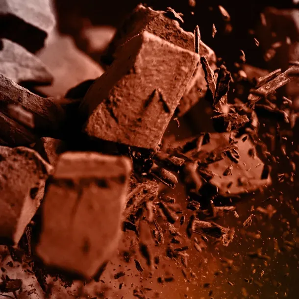 axe-dezodorant-w-sprayu-dark-temptation-150-ml-waga-z-opakowaniem-0-149-kg