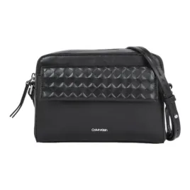 calvin-klein-torebka-damska-calvin-mini-quilt-camera-bag-czarna