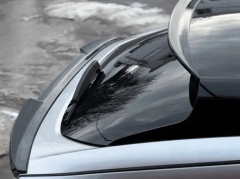 spoiler-na-klape-ford-mustang-mach-e-mach-e