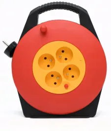 przedluzacz-bebnowy-lekki-poreczny-uziemienie-5m-4-szt-gniazd