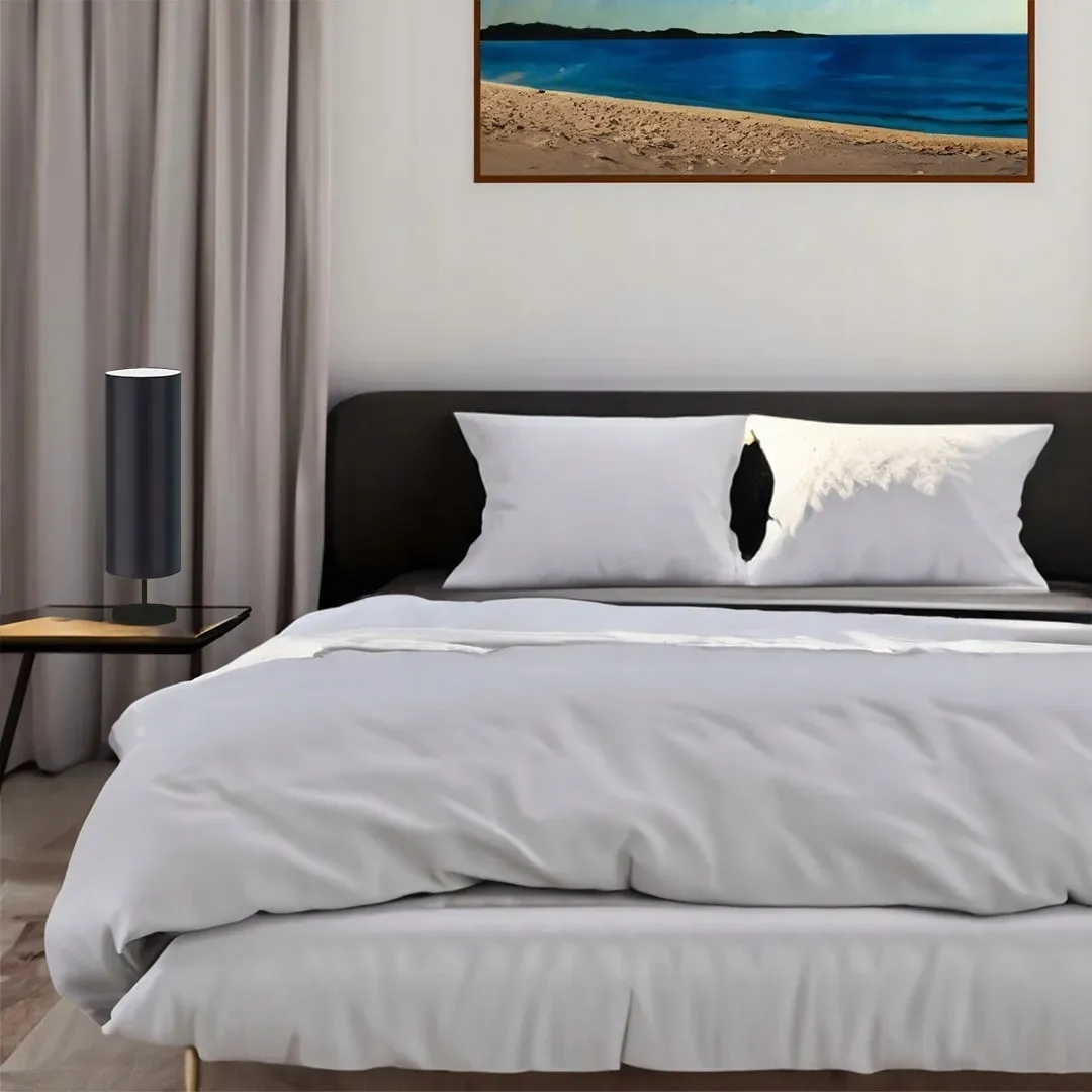 lampka-nocna-biurkowa-lampa-czarna-z-abazurem-led-e27-modna-do-sypialni