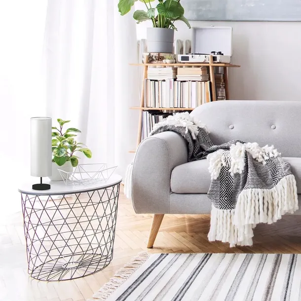 lampka-nocna-biurkowa-lampa-czarna-z-abazurem-led-e27-modna-do-sypialni-marka-volta-light-factory