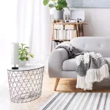 lampka-nocna-biurkowa-lampa-czarna-z-abazurem-led-e27-modna-do-sypialni-marka-volta-light-factory