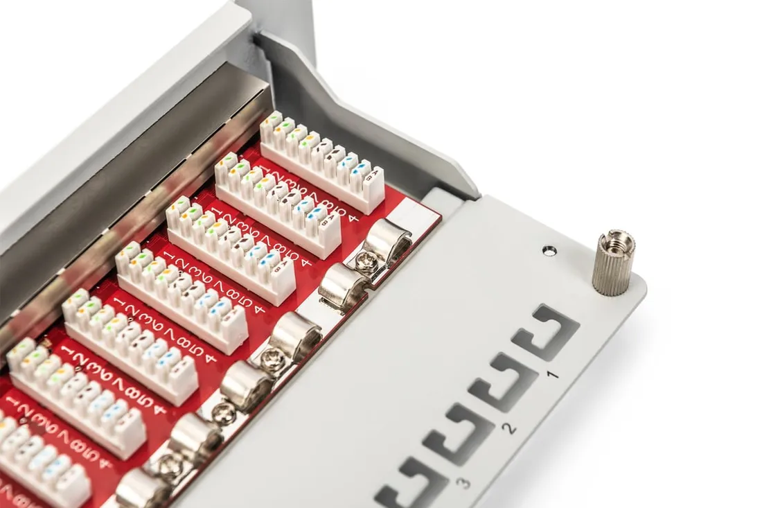 digitus-panel-krosowy-patch-panel-10-12x-rj45-lsa-poziom-kat-6a-e