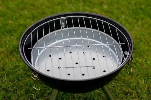 grill-weglowy-turystyczny-kula-szerokosc-grilla-30-cm