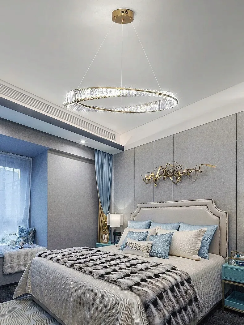 sufitowa-wiszaca-lampa-led-zlota-gold-toolight-krysztalowa-stan-nowy