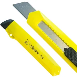 nozyk-z-lamanym-ostrzem-18mm-tapeciak-noz-introligatorski-mission-air