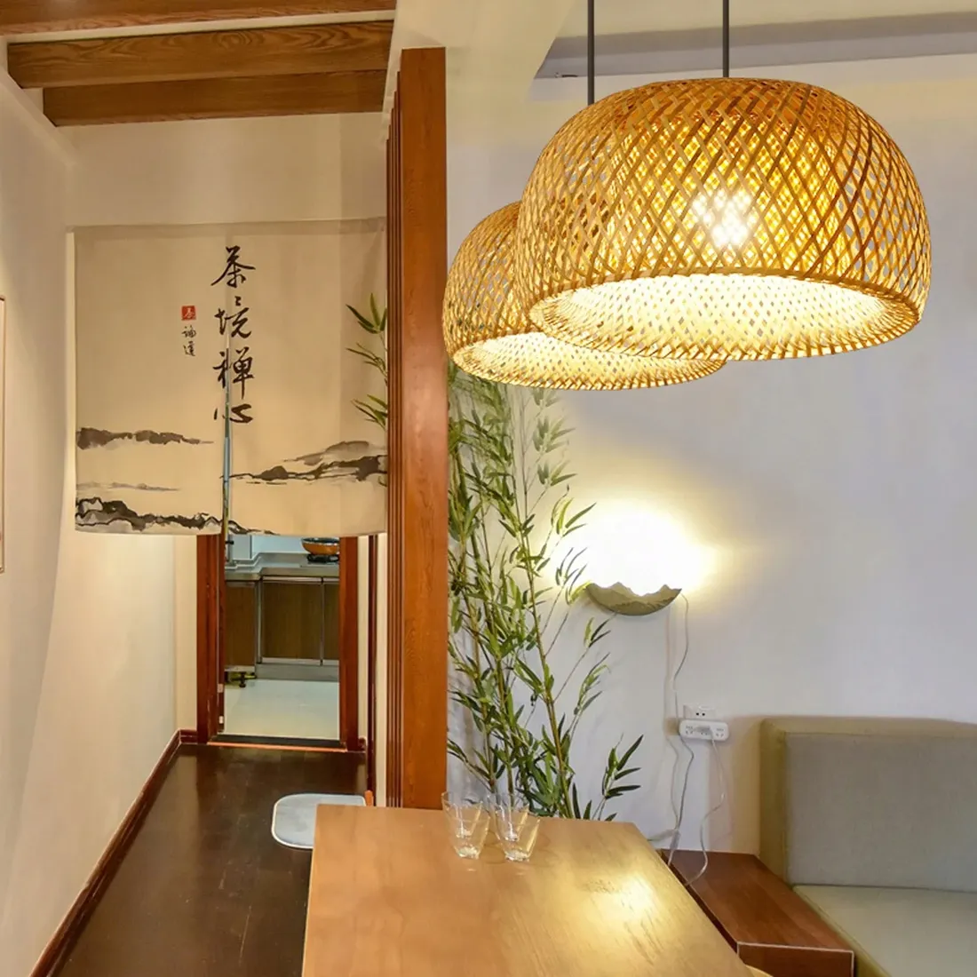 lampa-wiszaca-naturalna-boho-bambusowa-pleciona-stan-nowy