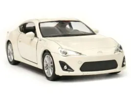 samochod-metalowy-welly-1-34-toyota-86-bialy