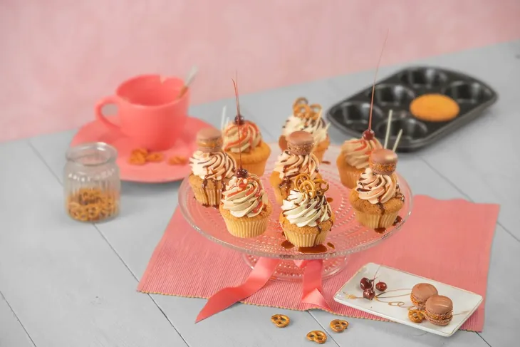 kaiser-forma-do-muffinek-6-szt-creativ-srednica-29-cm
