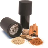 mlynek-do-galki-muszkatolowej-microplane-pojemnosc-20-g