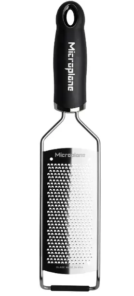 tarka-microplane-gourmet-fine-stal-do-sera-cytrusow-zasilanie-reczne