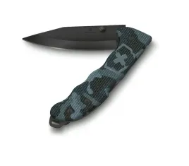 noz-skladany-victorinox-evoke-bsh-alox-136mm-oliwkowy-klips