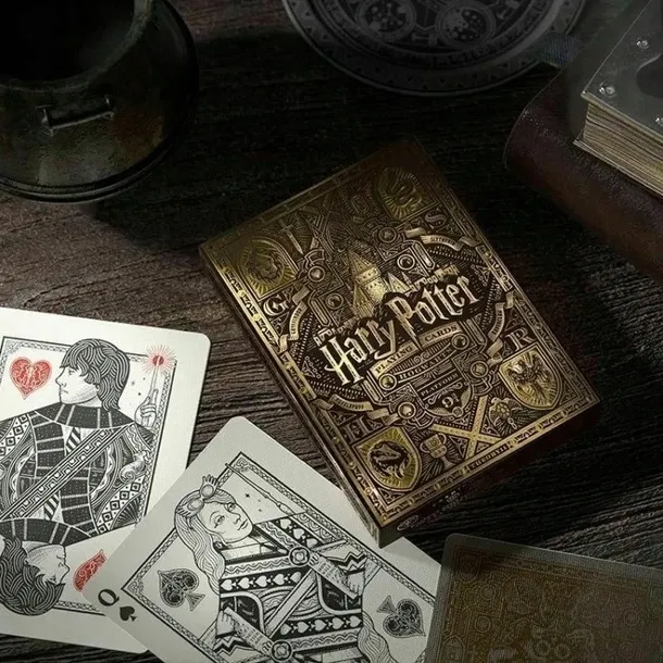 karty-theory-11-harry-poter-deck-hufflepuff-yell-stan-opakowania-oryginalne