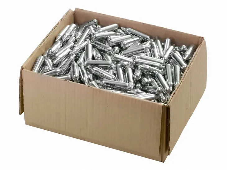 naboj-kapsula-co2-umarex-12-gr-waga-z-opakowaniem-0-2-kg