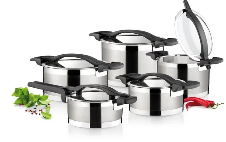 komplet-garnkow-ultima-10-czesci-tescoma-informacje-dodatkowe-mozliwosc-mycia-w-zmywarce-mozliwosc-uzywania-na-kuchni-indukcyjnej-mozliwosc-uzywania-w-piekarniku-nienagrzewajace-sie-uchwyty-pokrywka-w-zestawie