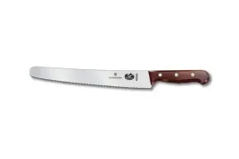 noz-do-ciasta-victorinox-26cm-zabkowane-ostrze-drewno