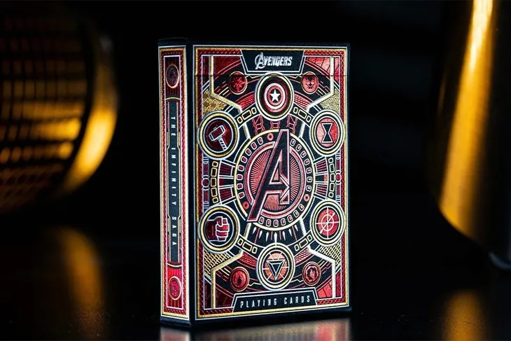 karty-avengers-infinity-saga-czerwone-1-talia-waga-z-opakowaniem-0-15-kg