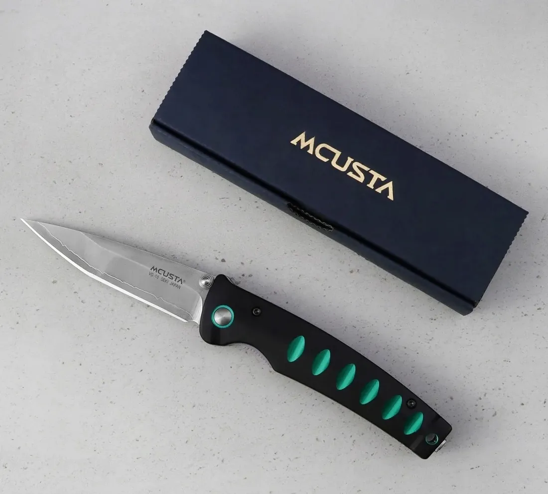 mcusta-katana-vg-10-black-green-85-cm