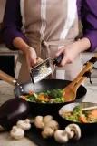 gourmet-tarka-coarse-stan-nowy-zasilanie-reczne