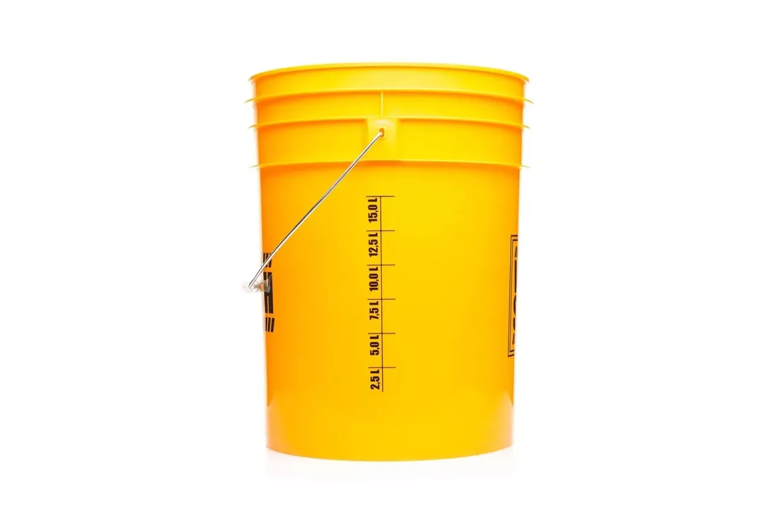 dwa-wiadra-z-separatorami-do-detailingu-work-stuff