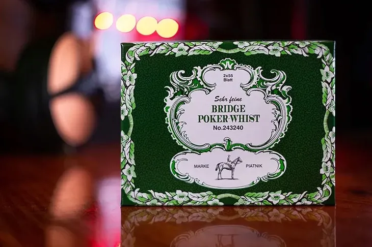 karty-piatnik-liscie-debu-przeznaczenie-talie-do-gry