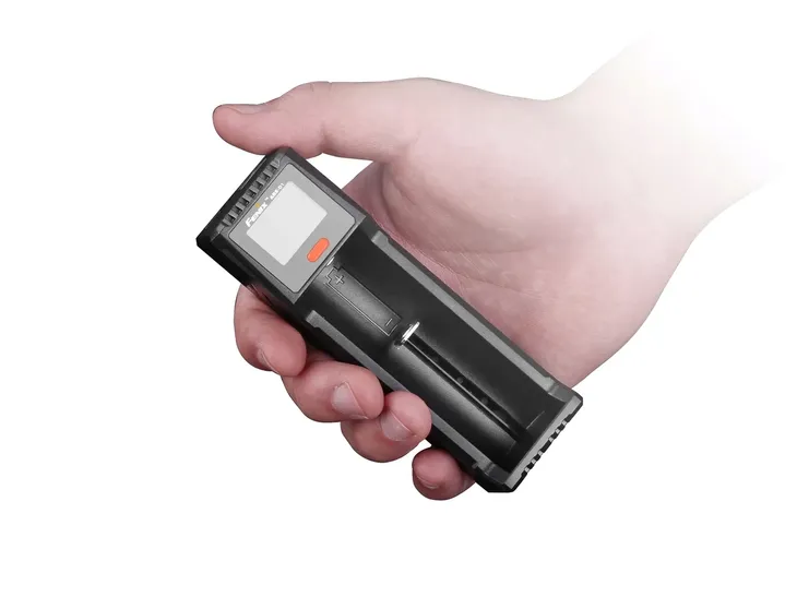 ladowarka-usb-fenix-are-d1-waga-61-g