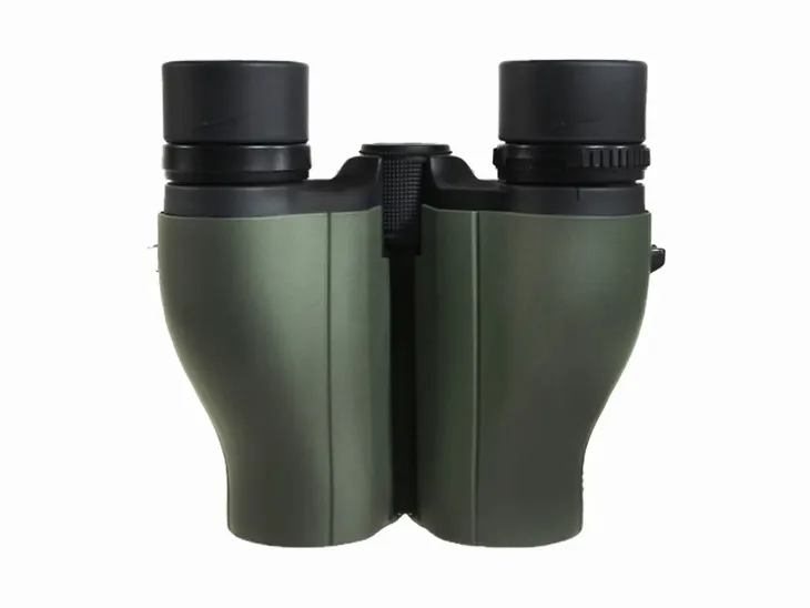 lornetka-vortex-vanquish-8x26-cechy-dodatkowe-lornetka-wodoodporna-wyjscie-na-statyw-wypelniona-azotem